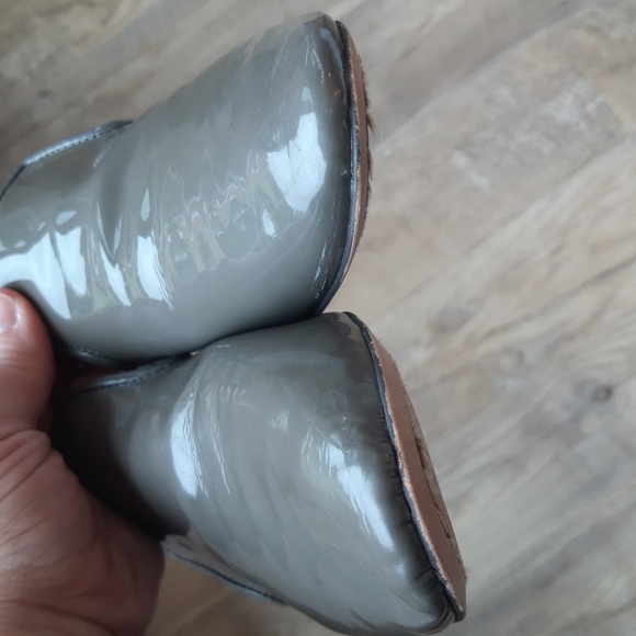 Vince Camuto Patent Leather Slip On Loafer Sz 6 - Picture 3 of 5